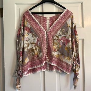 Free People. Oversized small.